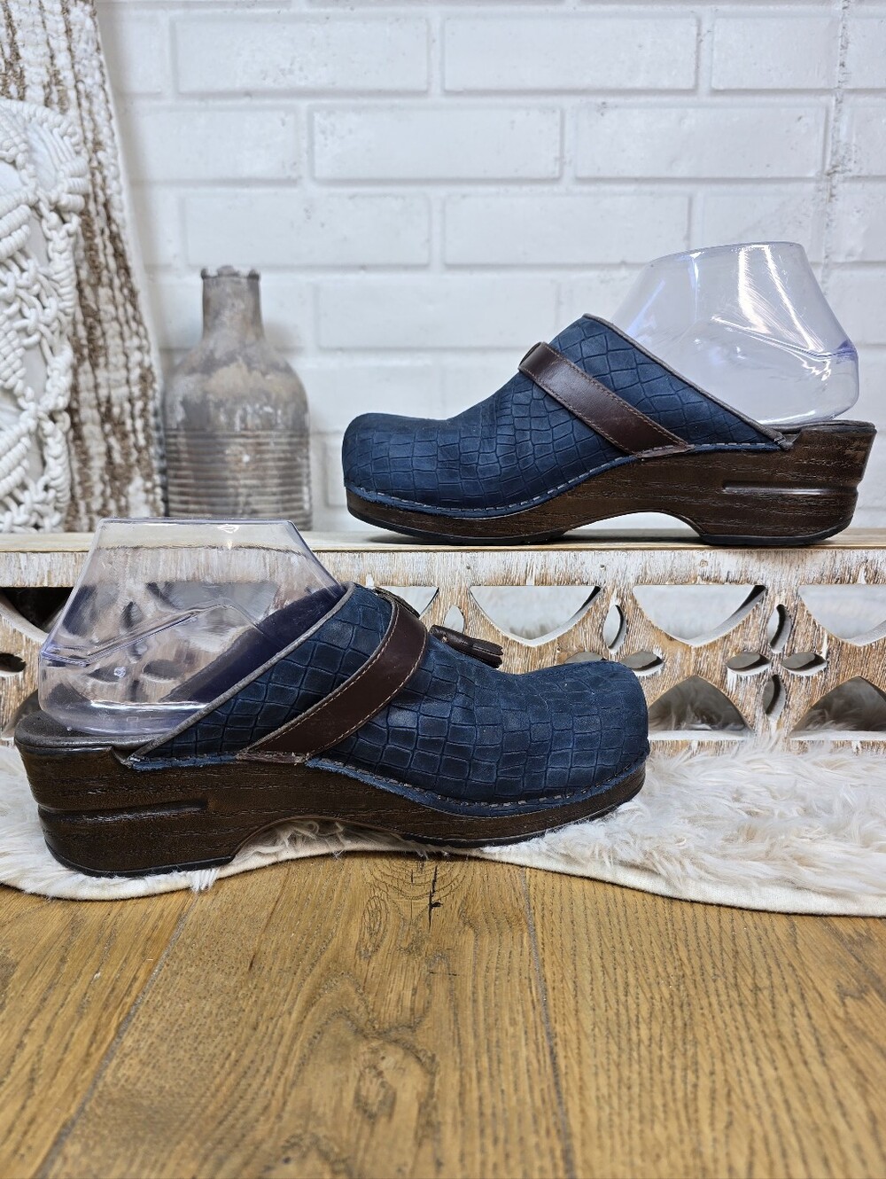 Dansko Navy Leather Croc Embossed Tassel Clog Size 9.5/10 US - Picture 5 of 11